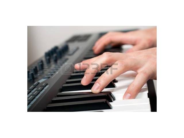 Photo Vous propose cours de Piano Synthétiseur  Le Mans image 3/3