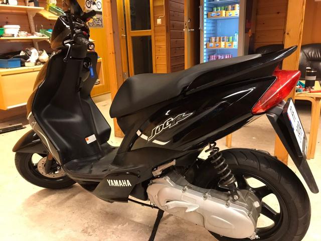 Photo Yamaha JOG r / CS 50 image 3/3