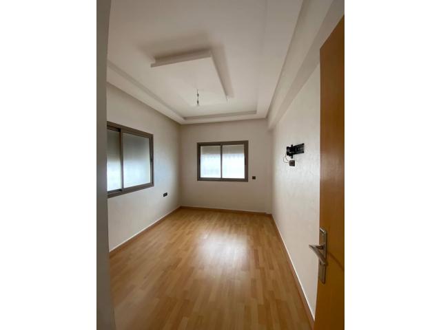 Photo *???? À LOUER – HAY WIFAQ, TÉMARA ????* *Appartement Moderne • 4 500 DH/mois* image 4/5