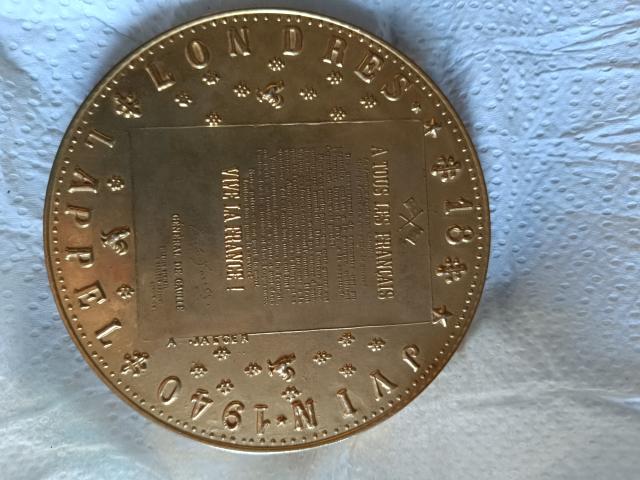 Photo 2 ancien médaille de bronze plaque en or jaune image 4/4