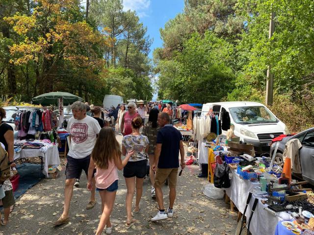 Photo 20° Brocante et Vide Greniers de Pâques image 4/5