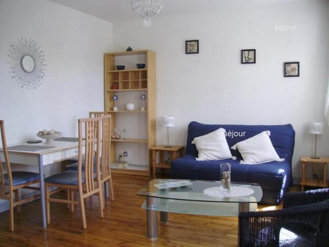 Photo 350 euros en juin (pour une semaine) ; 400 euros juillet et août (pour une semaine)Appartement Meubl image 4/6