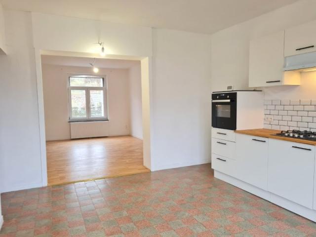 Photo 5550 Alle-sur-Semois : Agréable maison, 3-4ch, 2sdb, jardin. image 4/6