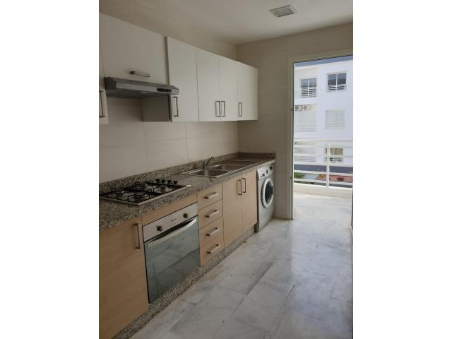 Photo À louer : Bel appartement meublé à Harhoura – Vue piscine image 4/6