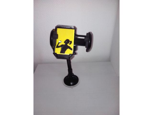 Photo A SAISIR SUPPORT TELEPHONE MP3 POUR VOITURE image 4/5
