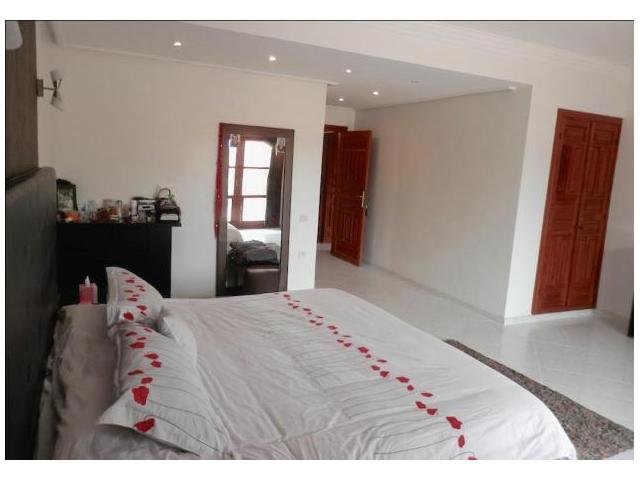 Photo à vendre belle villa sur 1063m piscine Targa image 4/6