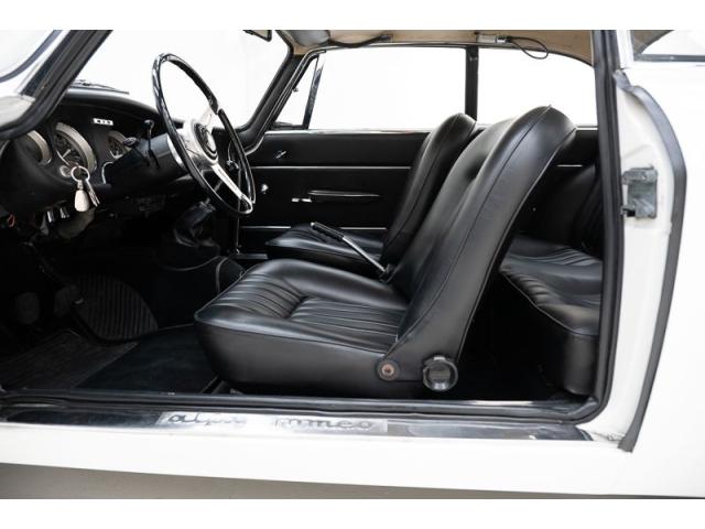 Photo Alfa Romeo 1600 Giulia Sprint GT '66 CH20725 image 4/6