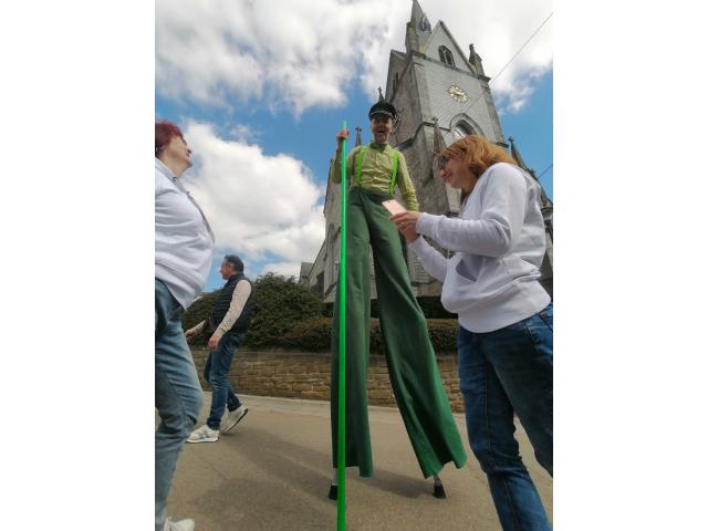Photo Animations de rue, spectacles de clown, mime, statue vivante, faux serveur pour égayer vos événement image 4/6