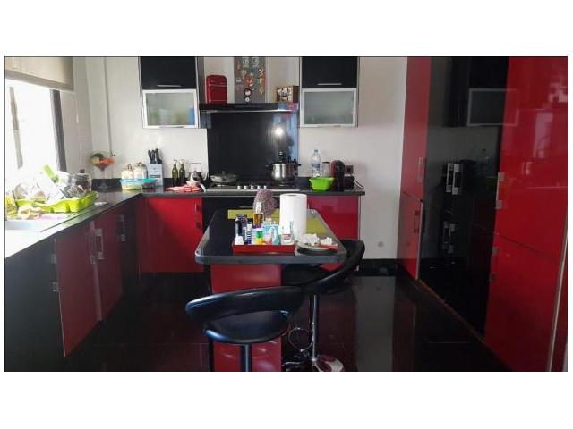 Photo Appart Meublé de 140 m2 en location Racine image 4/6
