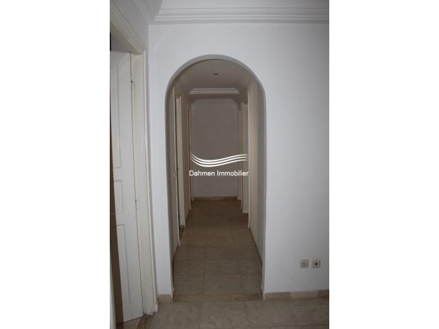 Photo Appartement à vendre à khzema Est image 4/6