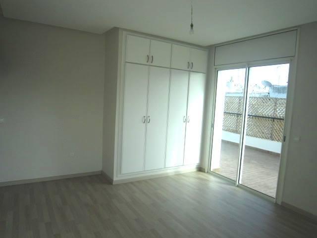 Photo Appartement de standing avec terrasse à agdal image 4/6