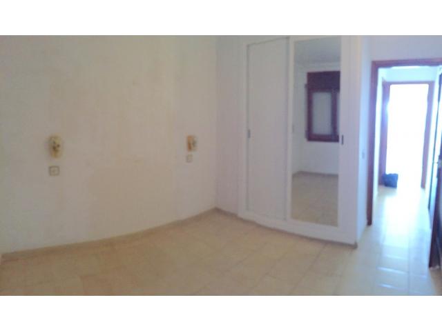 Photo Appartement F2 avec parking située en 1ere ligne de mer a Roses image 4/6