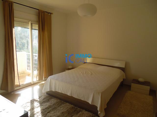Photo Appartement meublée de 160 m² en location à Hay RIAD II image 4/6
