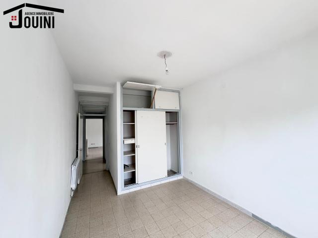 Photo Appartement S+3 À Louer à Cité El Mahrajène image 4/6