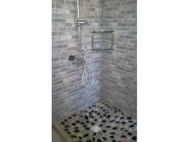 Photo APPARTEMENT T2 CONFORT  MEUBLE A LOUER  A AMBATOBE Réf:LAM301078 image 4/4