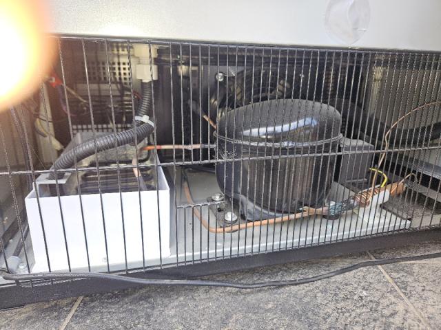 Photo ARMOIRE  BOISSONS      (BE 01) image 4/6