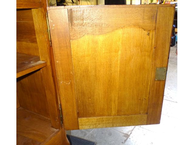 Photo armoire dressoir vintage, en chêne image 4/6
