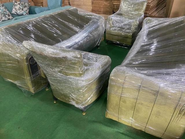 Photo ARRIVAGE EXCEPTIONNEL DE SALONS ET FAUTEUILS ORTHOPÉDIQUES image 4/4
