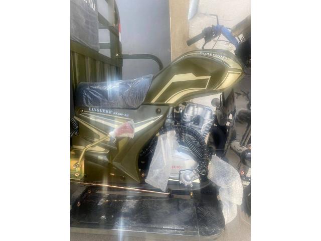 Photo ARRIVAGE MOTO TRICYCLE ET MOTO 2 ROUES A BONS PRIX image 4/6