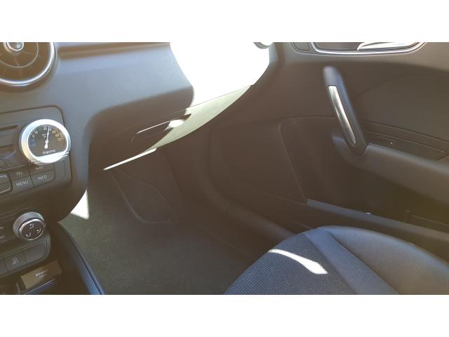 Photo Audi A1 (SPORTBACK 1.6 TDI 90 CV S LINE) image 4/5