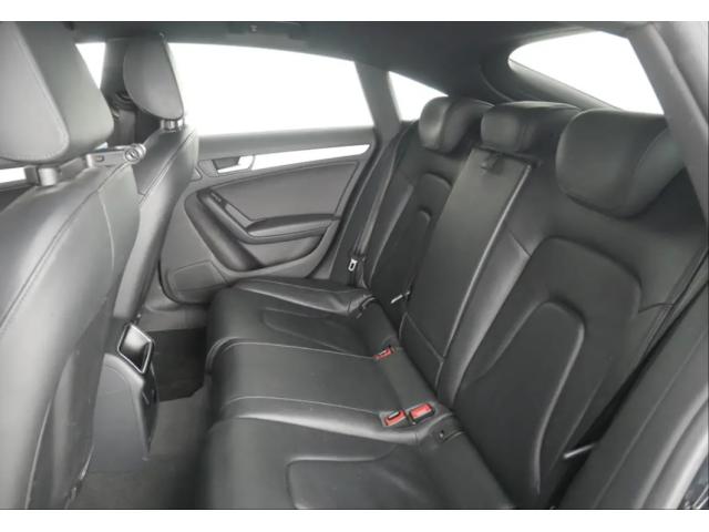 Photo Audi a5 s line noir image 4/6