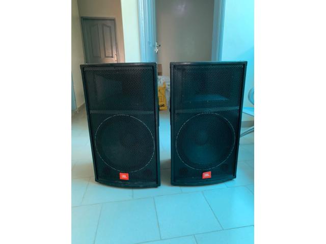 Photo BAFFLES JBL ET ENCEINTES JBL A VENDRE image 4/5