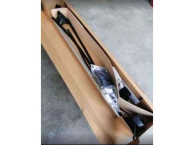 Photo Barres de toit neuves pour Seat Leon 3 portes de 2012 à 2020 image 4/5