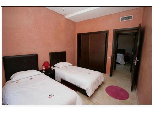Photo Bel appart meublé ou vide vc balcon sr la Rte de Casa image 4/6