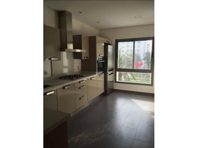 Photo Bel Appartement Haut Standing De 180 M2 image 4/5