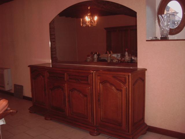 Photo belle salle a manger  vitre avec 3 porte + enfilade  faire un prix image 4/6