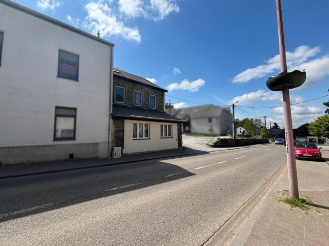 Photo Bertrix centre: immeuble de rapport avec 5 appartements image 4/6