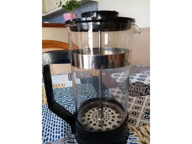Photo bonbonniére, coupe cristal et cafetiére image 4/4