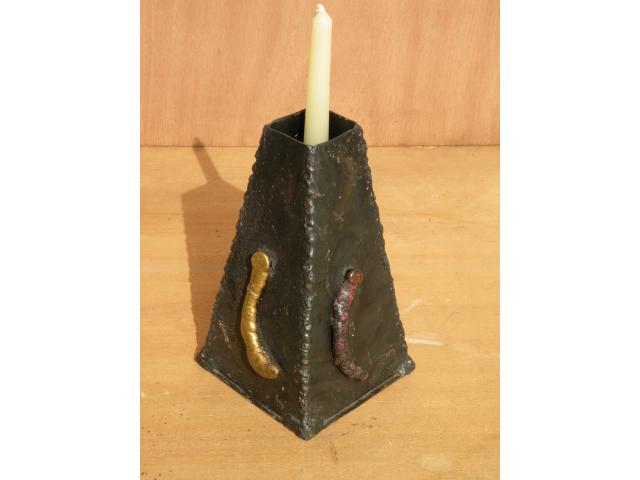 Photo Bougeoirs Pyramides Volcans en Acier image 4/4