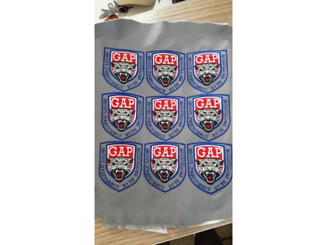 Photo BRODERIE SUR POLOS COTE POCHE A BON TRES PRIX image 4/5