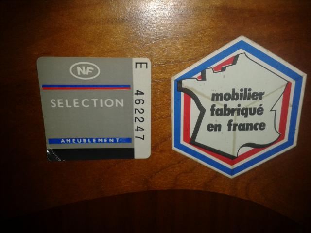 Photo Buffet avec plateau marbre, table SAM et chaise image 4/5