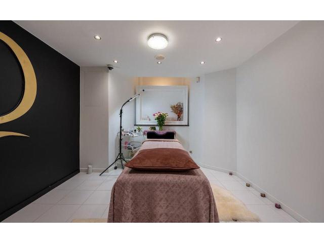 Photo Cabine estetique ,therapie,massage image 4/6