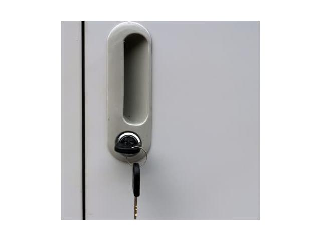 Photo Casier vestiaire armoire en acier x6 casier rangement vêtement vestiaire métallique casier personnel image 4/4