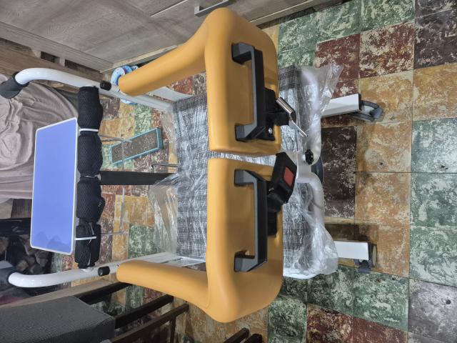 Photo Chaise roulante électrique vocic image 4/5