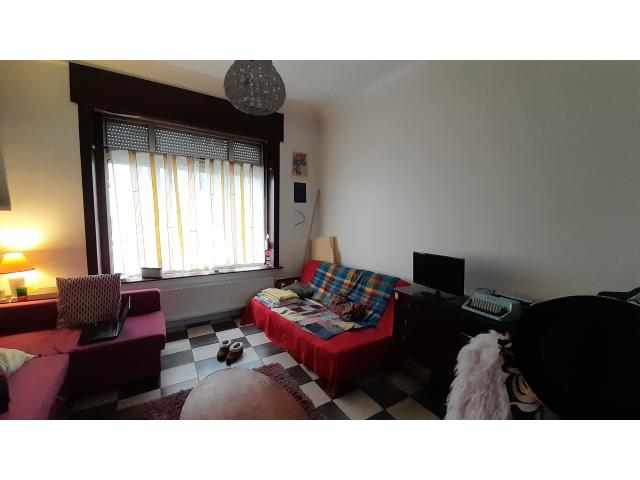Photo Chambre colocation Saint-Gilles ; juillet-août 2025 image 4/6