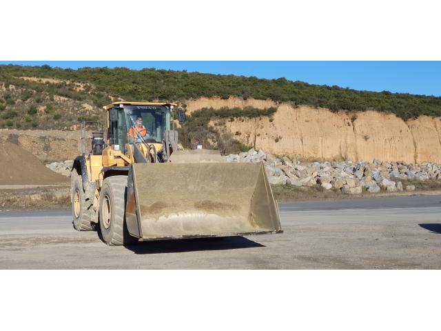 Photo chargeur sur pneus VOLVO L150G de 2013 image 4/6