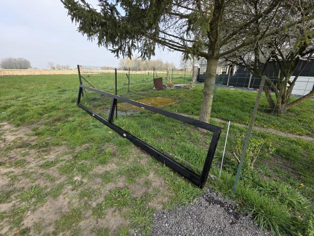 Photo Châssis Alu noir 9005 REYNAERS Coatex image 4/5