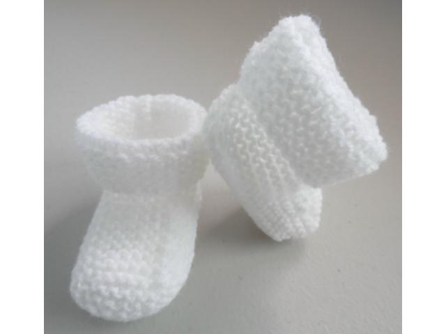 Photo Chaussons blancs revers tricot laine bébé faitmain image 4/5
