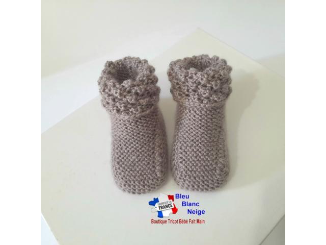 Photo Chaussons layette tricot bb divers modèles faits main image 4/6