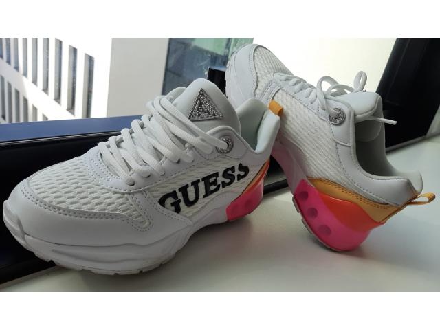 Photo Chaussures guess image 4/5