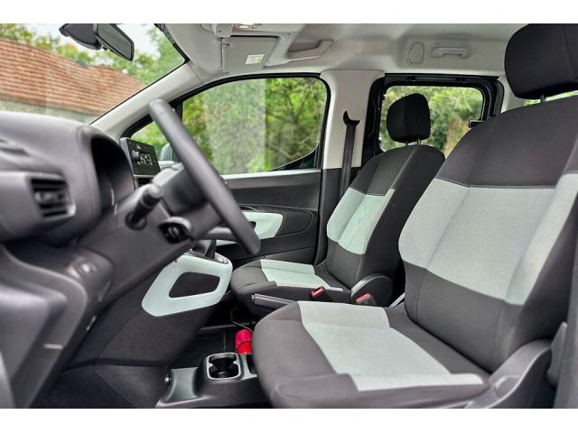 Photo Citroën Berlingo Break 1.5 HDi XL 7pl - 01 2020 image 4/6