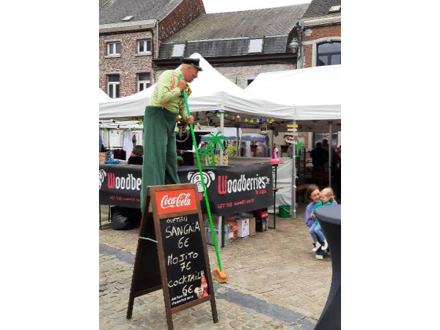 Photo clown pour anniversaire, animations chasses aux oeufs, échassier, clown, mimie, statue vivante, faux image 4/6