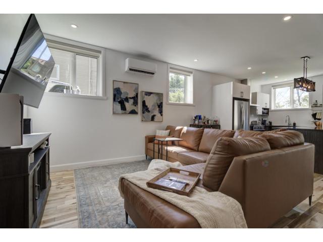 Photo Condo moderne, impeccablement entretenu 1050pc au Québec image 4/6