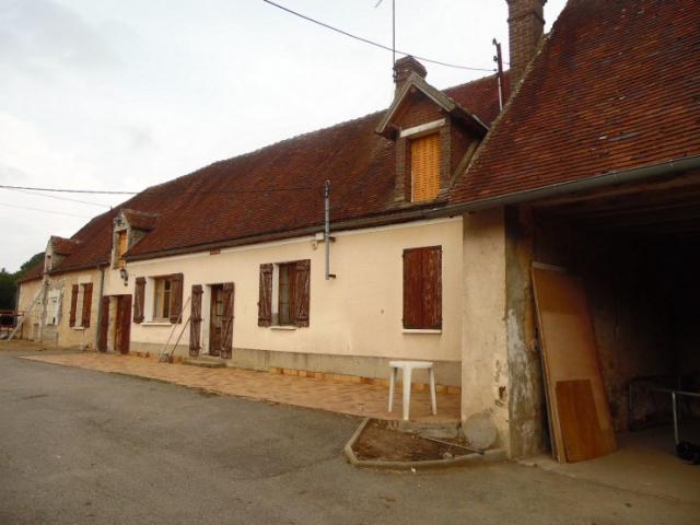 Photo Corps de Ferme beaucoup de bâtiments pour 259000€ image 4/6