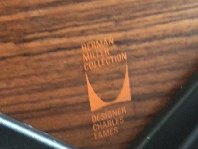 Photo Eames Lounge Herman Miller - chaise et pouf image 4/4