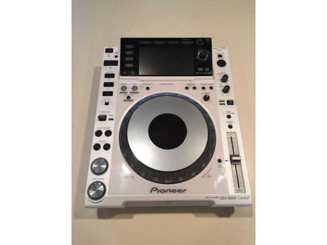 Photo Édition limitée CDJ-2000 et DJM-900 Nexus image 4/4